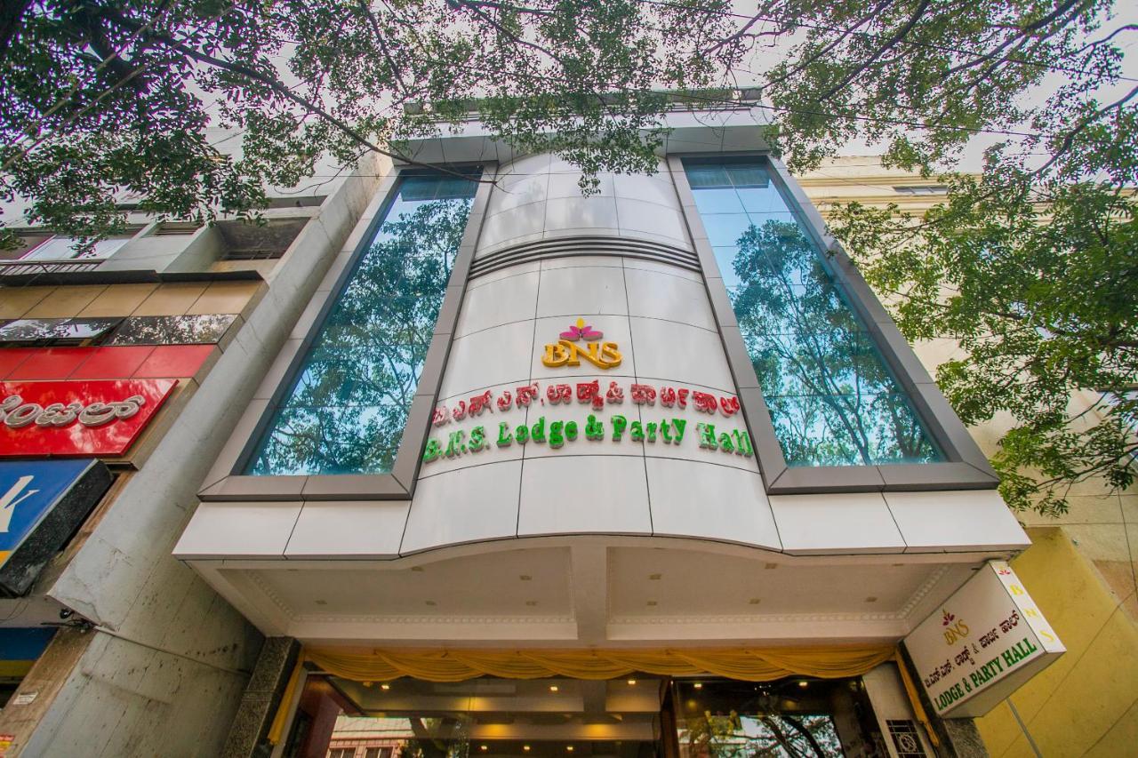 Oyo 25121 Bns Lodge Bangalore Exterior photo